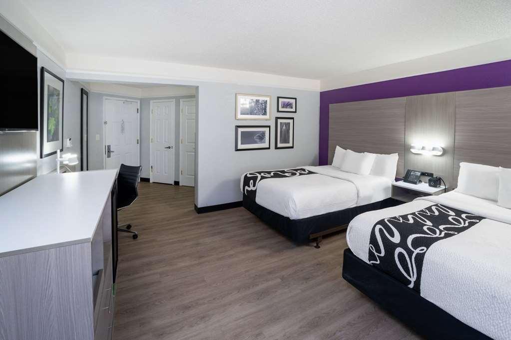 La Quinta By Wyndham Birmingham Hoover Room photo